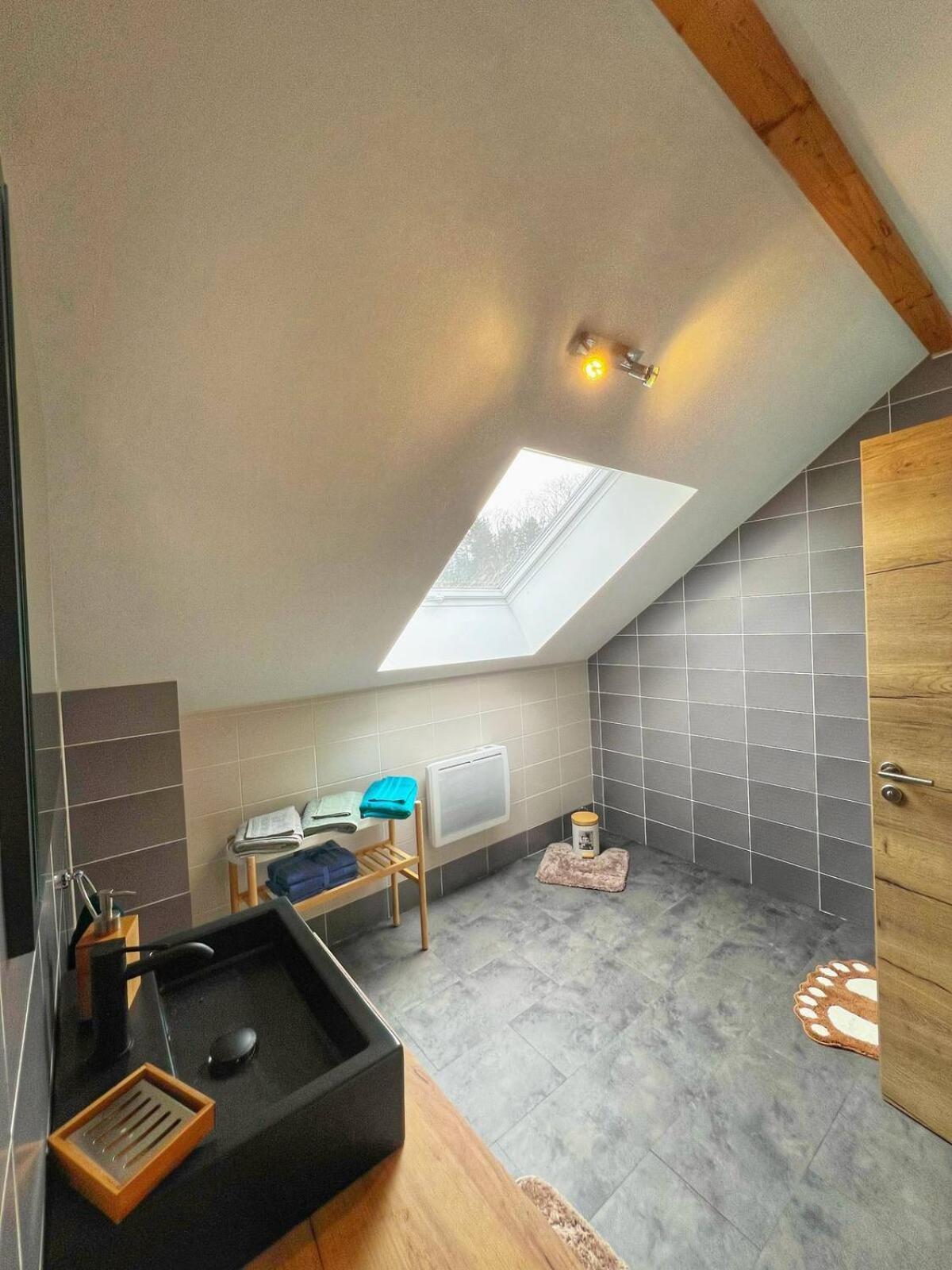 Loft Spacieux En Pleine Foret Bining Extérieur photo
